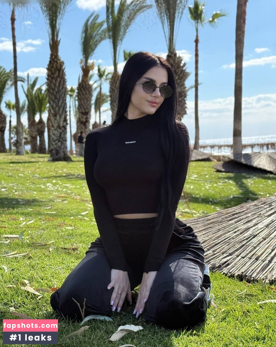 Martini Nude Leaks OnlyFans Photos #8 - LeakJerk