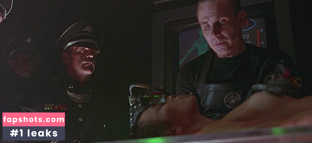 Mary Anna Reyes gallery photo #7