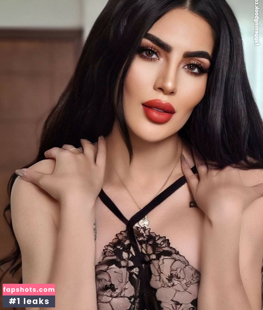 Mary Baltazar gallery photo #9