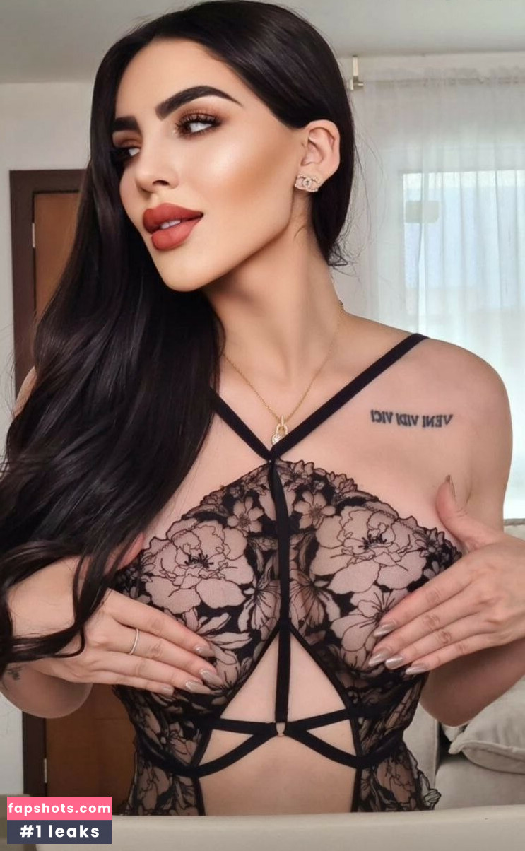 Mary Baltazar gallery photo #10