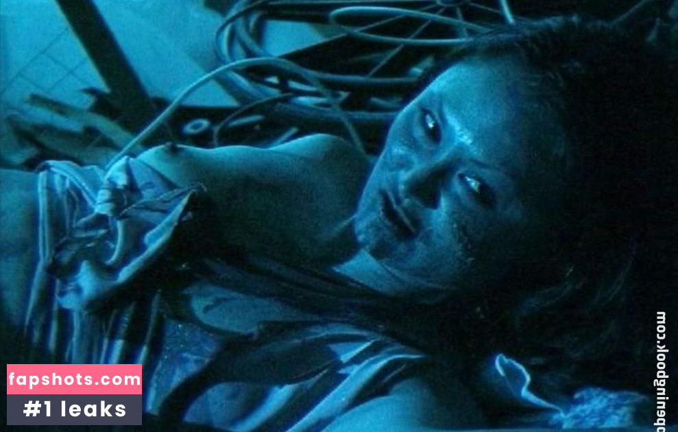 Mary Christina Brown nude babe gallery