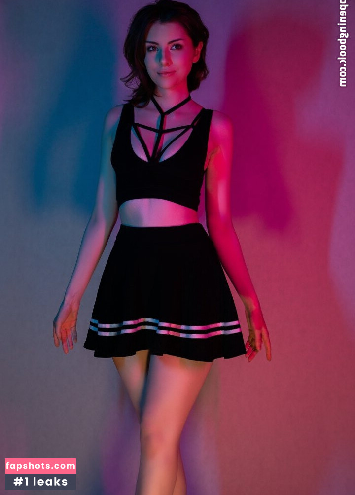 Mary Dixon gallery photo #143