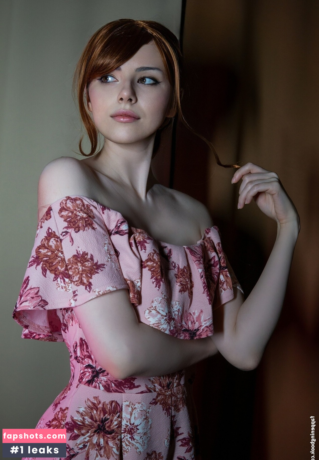 Mary Dixon gallery photo #164