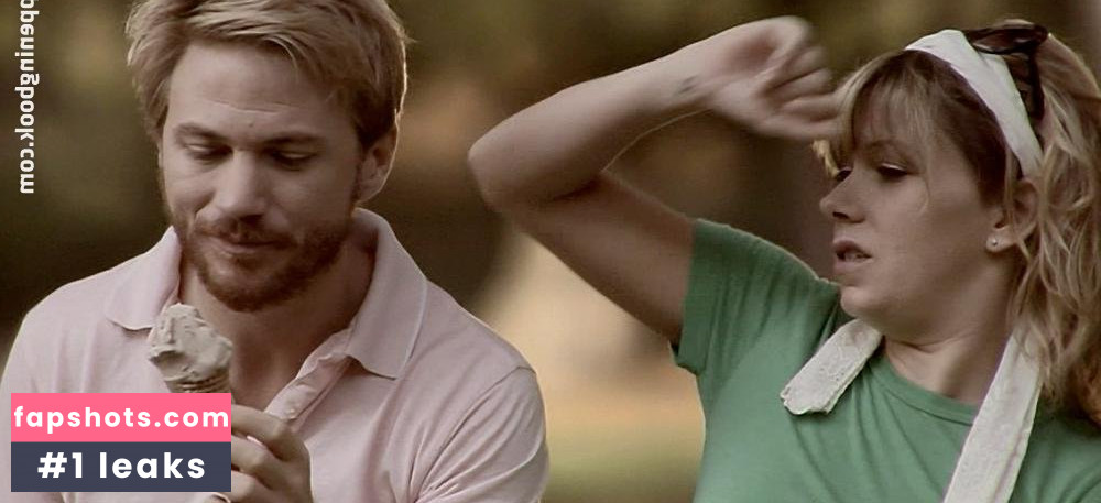 Mary Elizabeth Ellis gallery photo #12