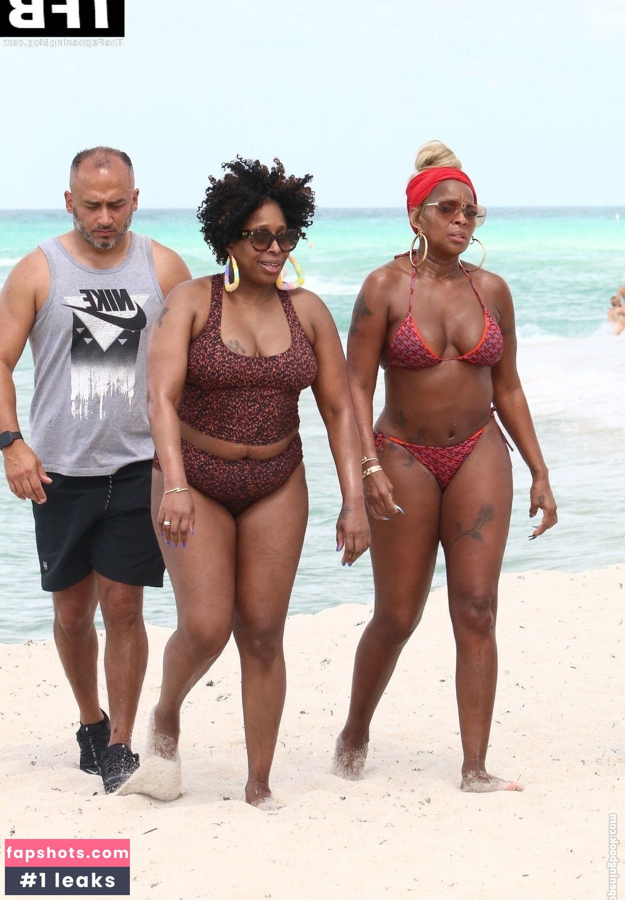 Mary J. Blige gallery photo #107