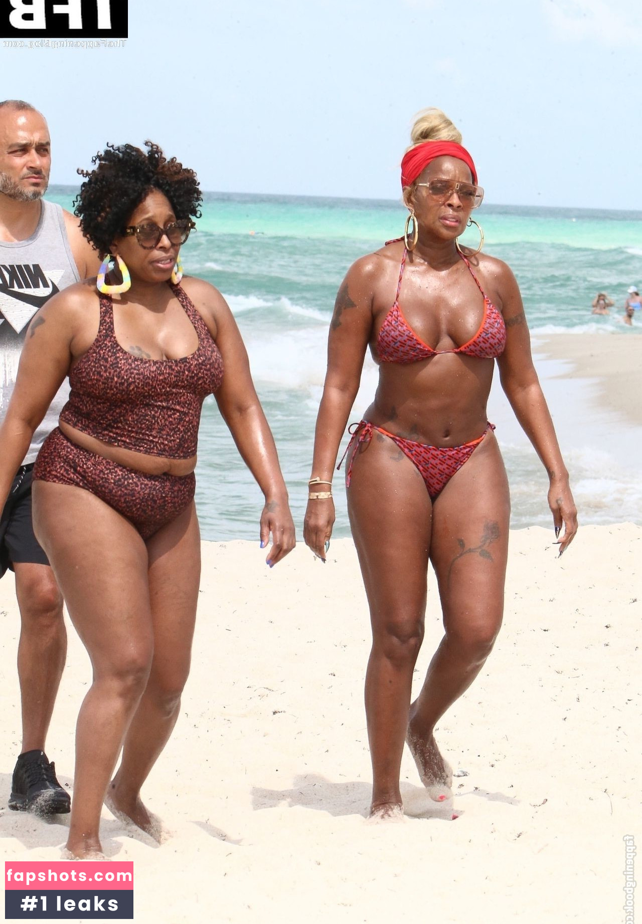 Mary J. Blige gallery photo #116