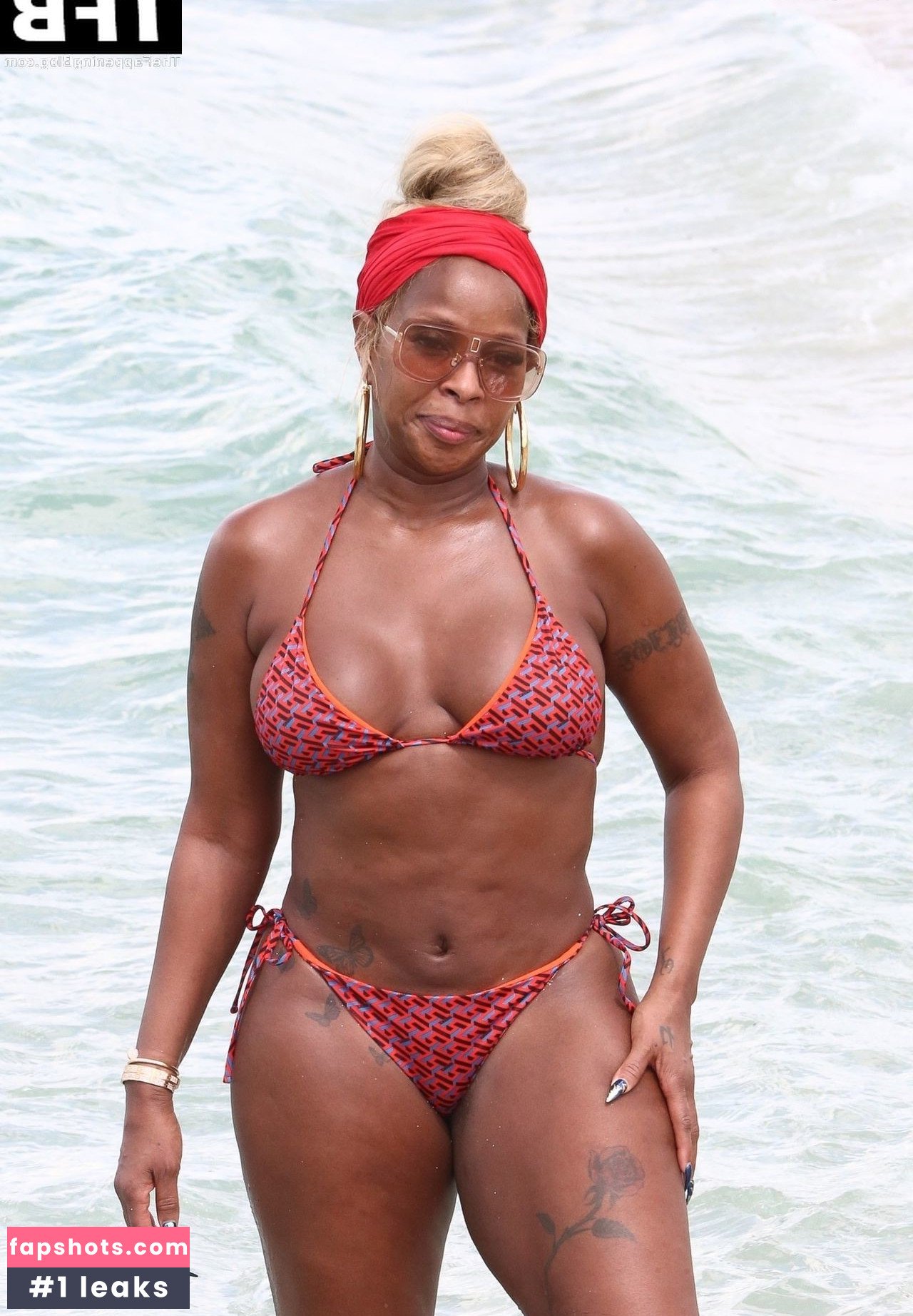 Mary J. Blige gallery photo #118