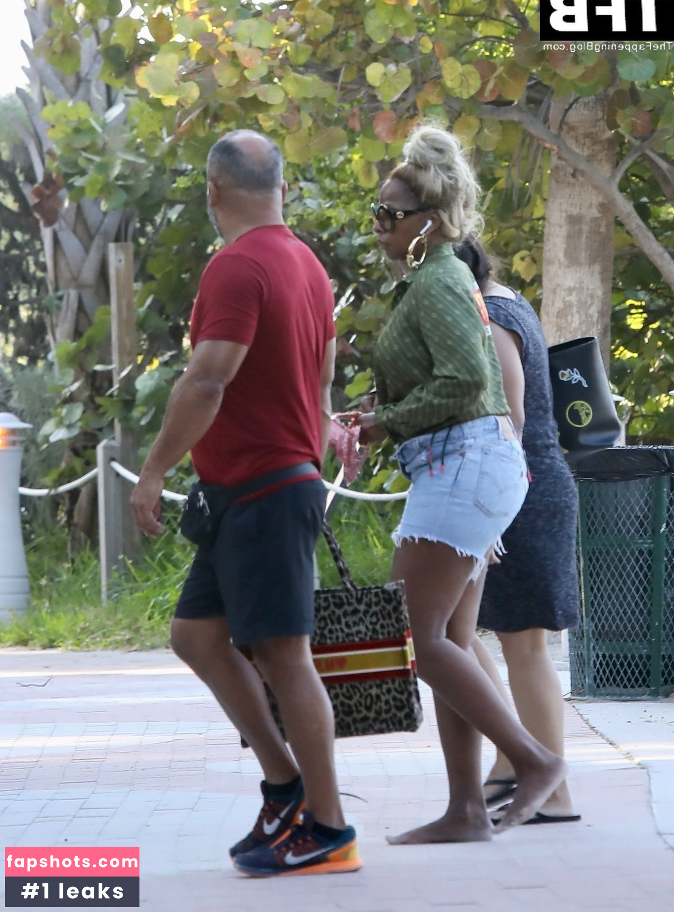 Mary J. Blige gallery photo #132