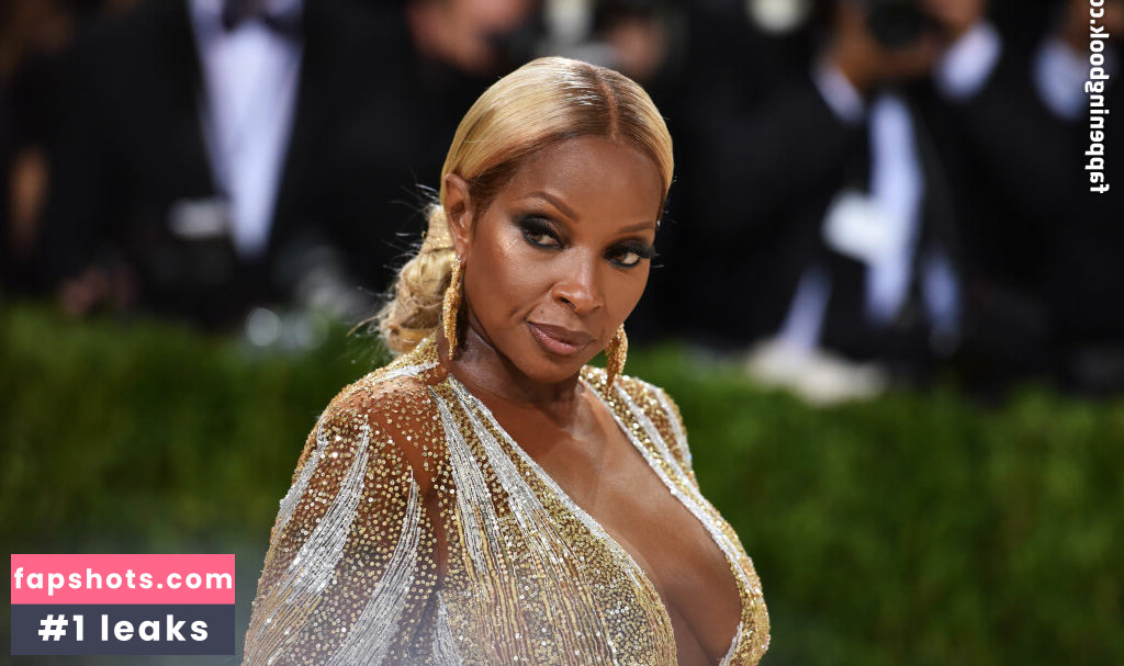 Mary J. Blige gallery photo #17