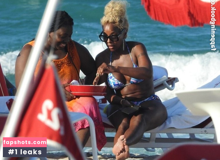 Mary J. Blige gallery photo #43