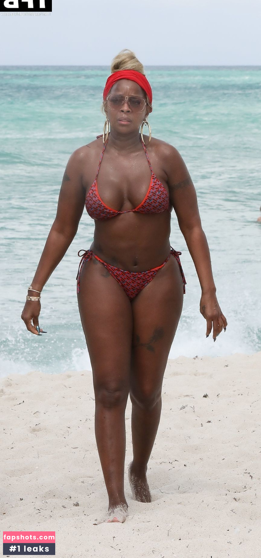 Mary J. Blige gallery photo #73