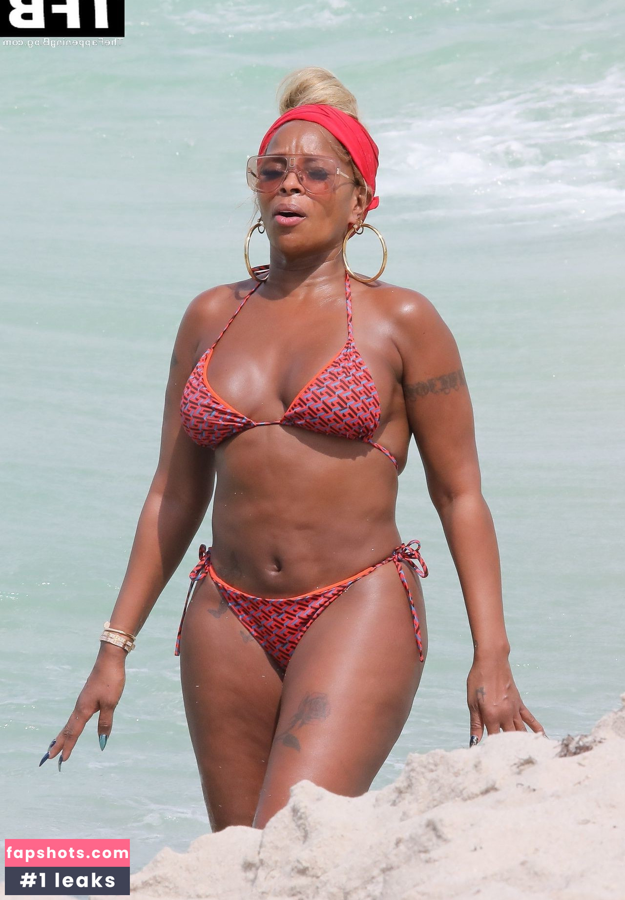 Mary J. Blige gallery photo #77