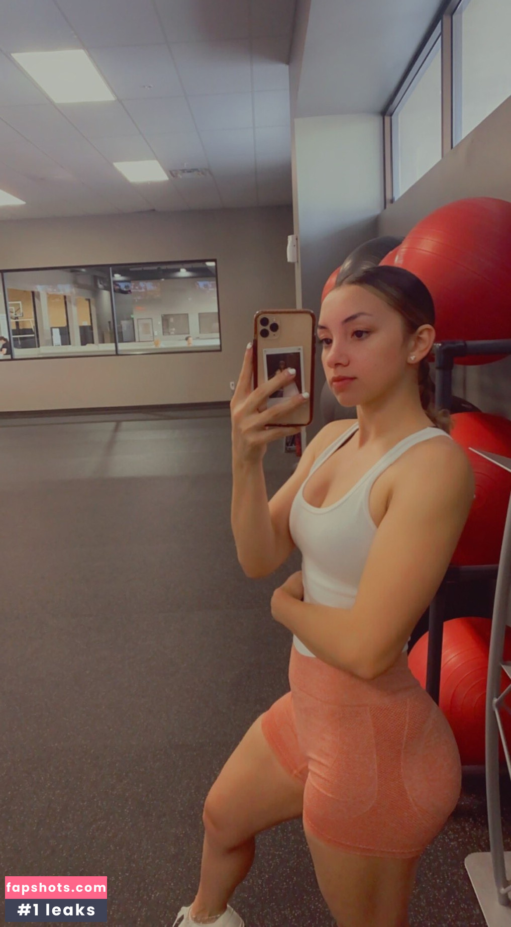 Mary Kaylaficial gallery photo #58