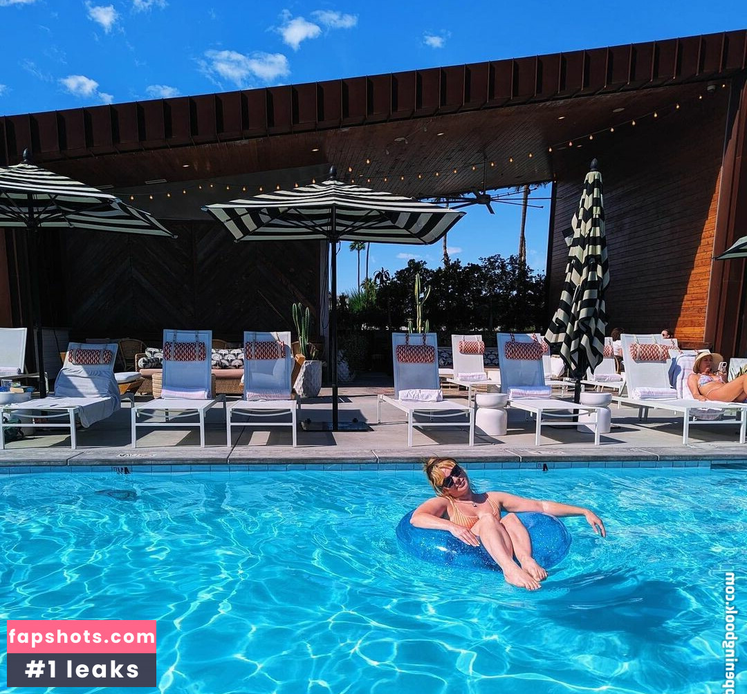 Mary Kish gallery photo #23