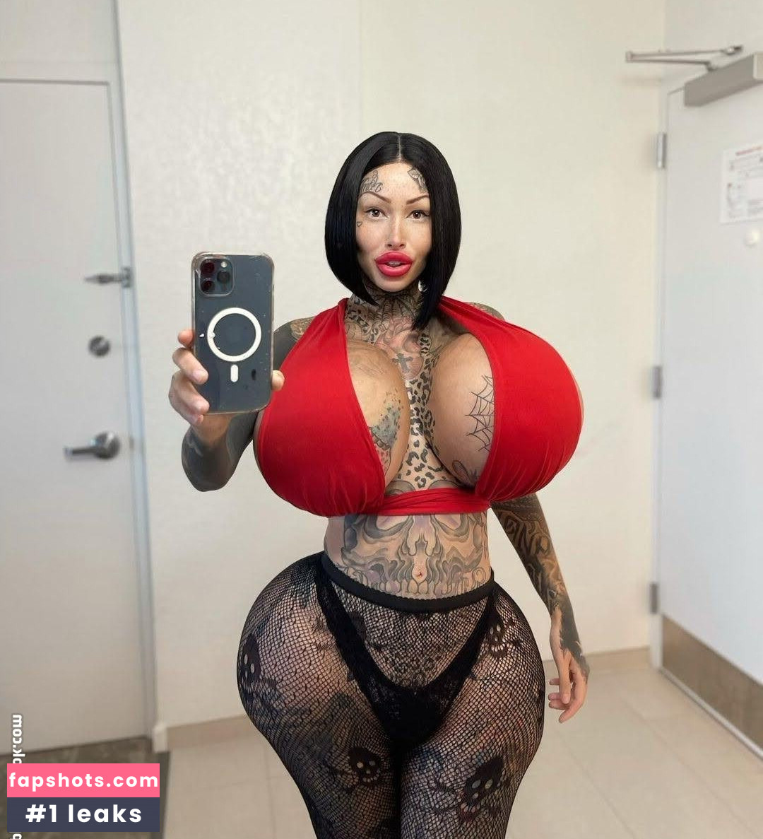 Mary Magdalene gallery photo #7