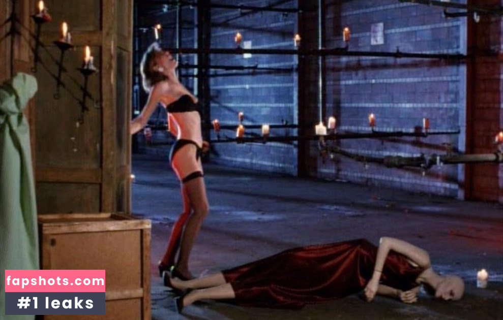 Mary Moore gallery photo #13