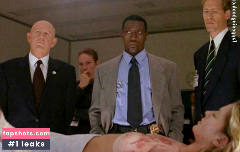 Mary Moore gallery photo #5