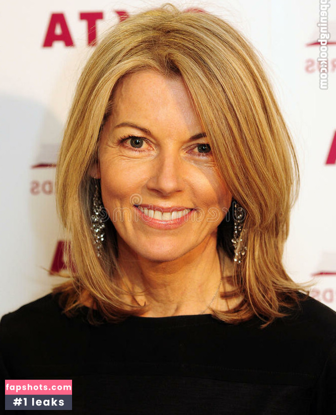 Mary Nightingale gallery photo #10