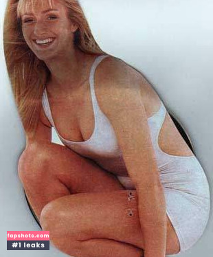 Mary Pierce nude babe gallery