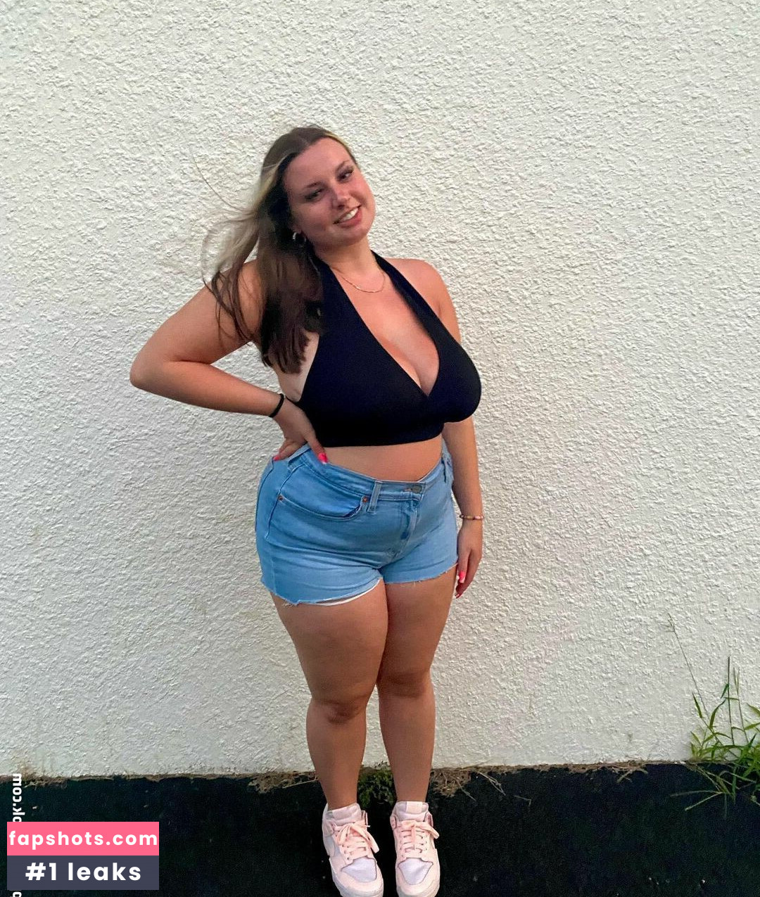 Mary R gallery photo #11