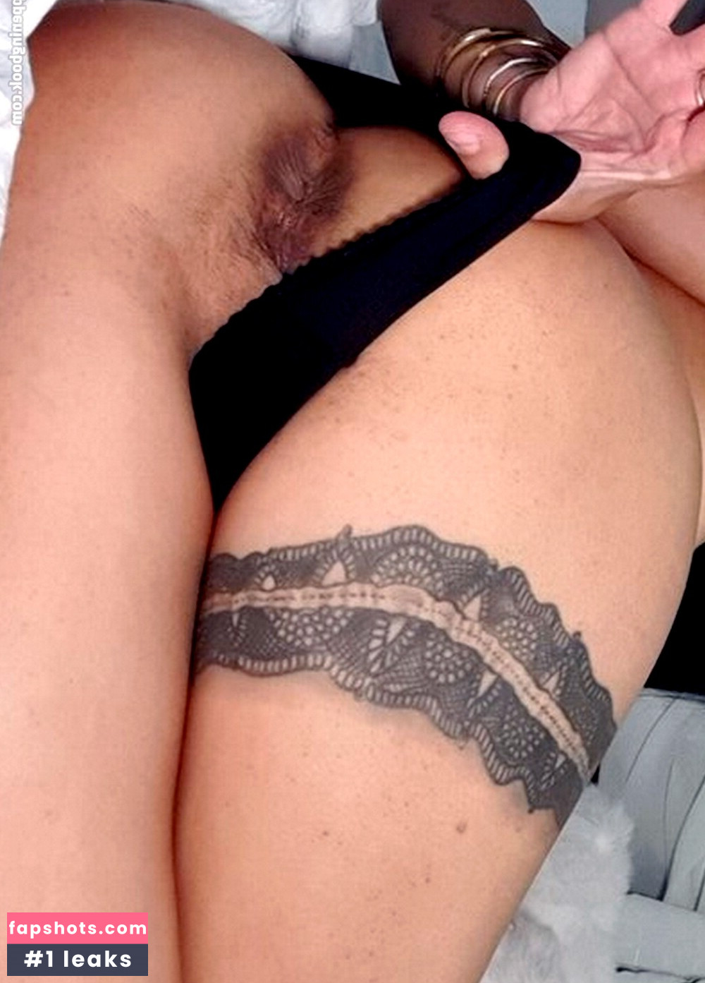 mary-st.john gallery photo #34