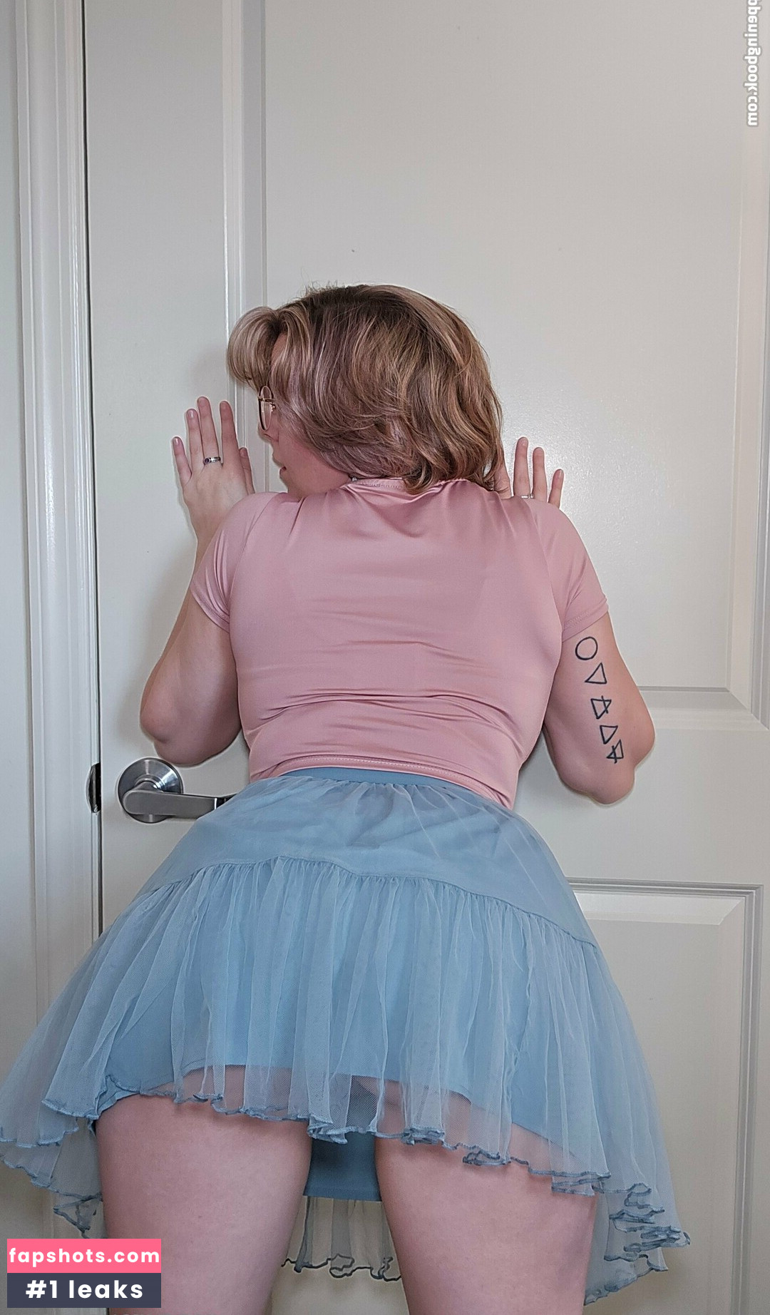 Mary Sue gallery photo #14