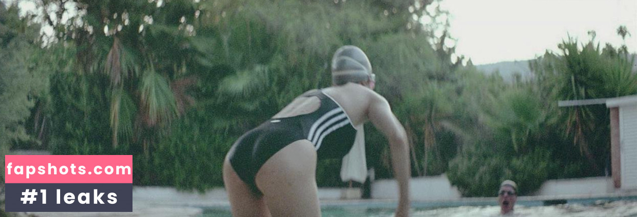 Mary Tsoni nude babe gallery