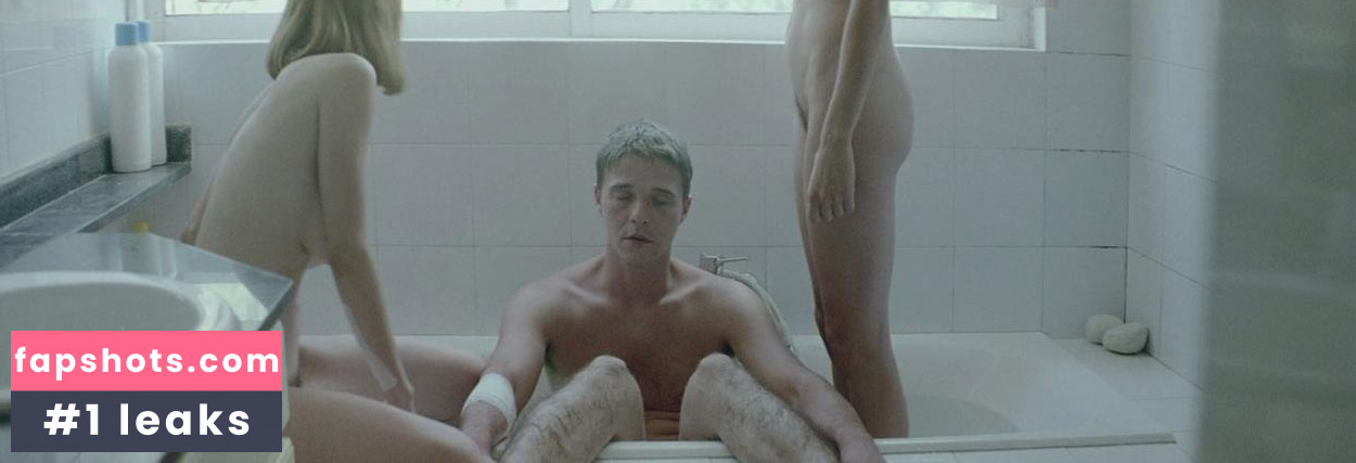 Mary Tsoni gallery photo #8