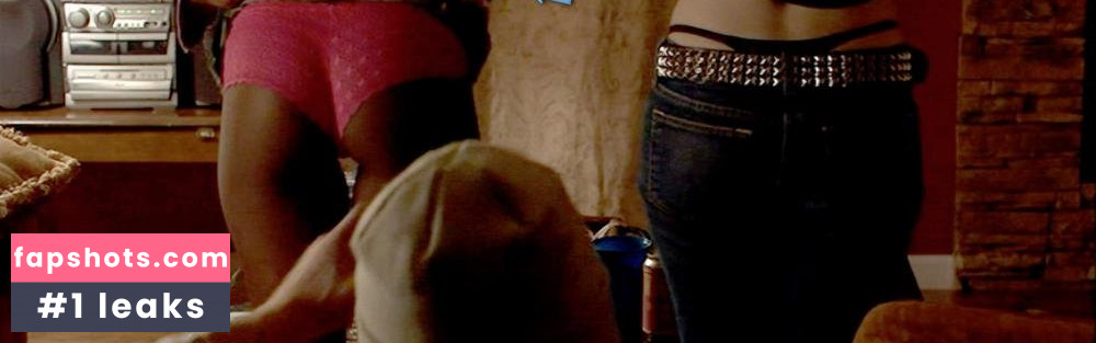 Maryam Basir gallery photo #5