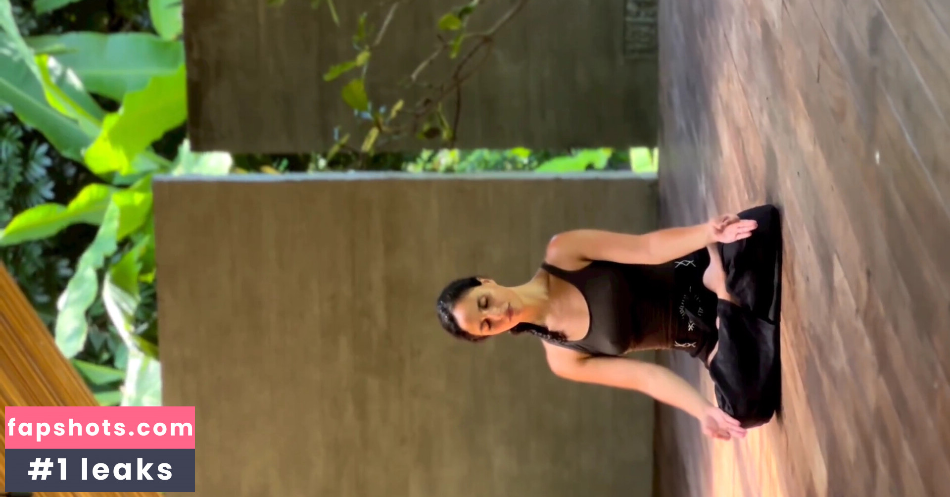 Maryam Hassouni gallery photo #18