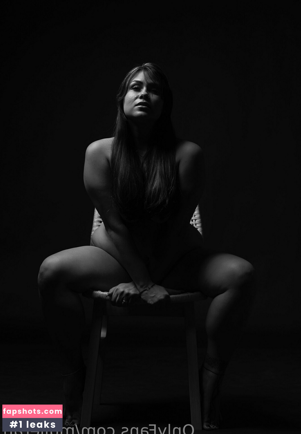 MaryanCc gallery photo #8