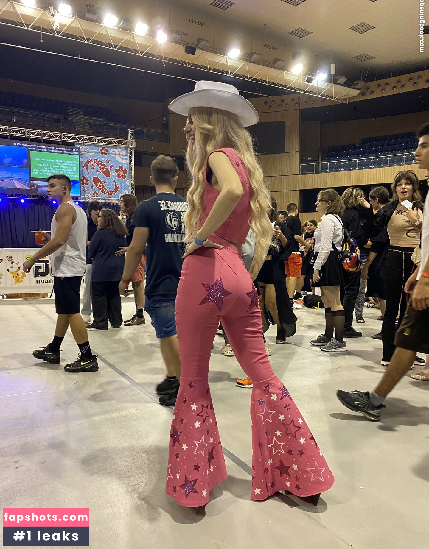 MaryCipher Cosplay gallery photo #6