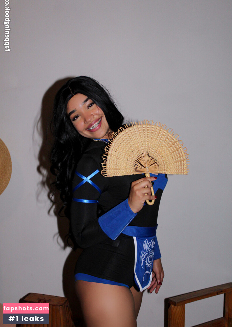 Marycuriell gallery photo #4