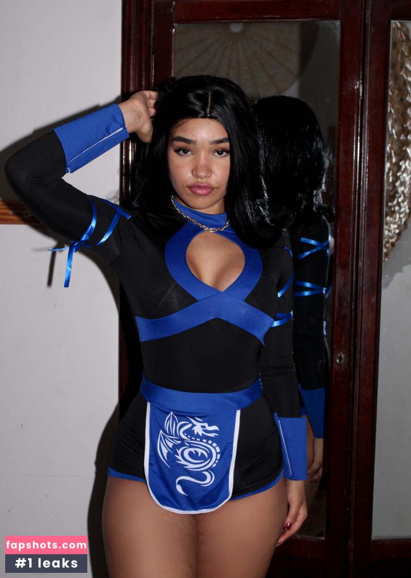 Marycuriell gallery photo #8