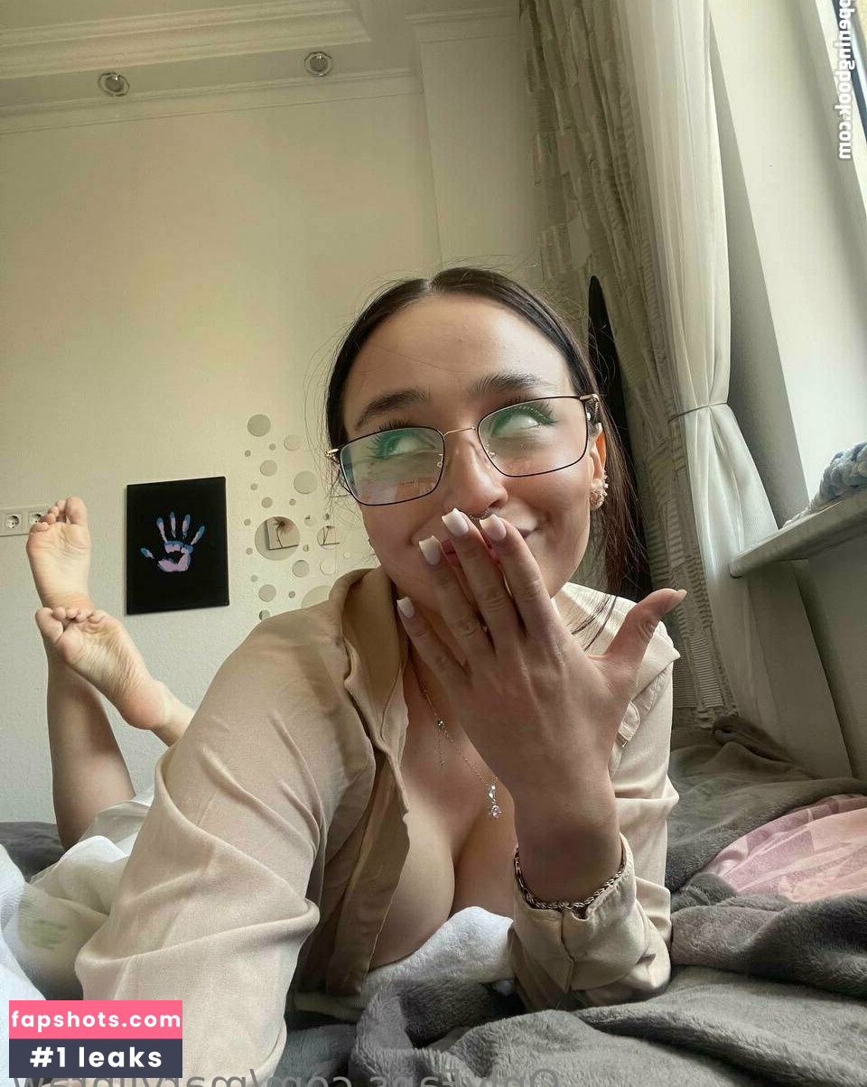 marylinraw gallery photo #15