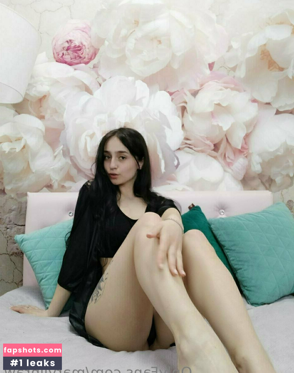 marylinraw gallery photo #4