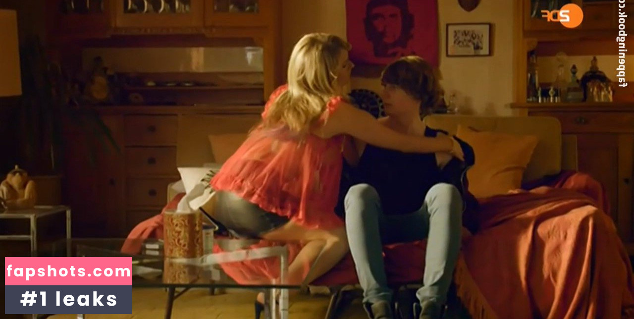 Marylu-Saskia Poolman gallery photo #5