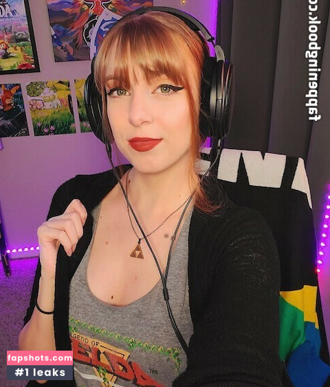 MaryMajora gallery photo #14