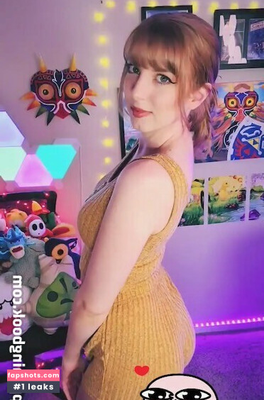 MaryMajora gallery photo #22