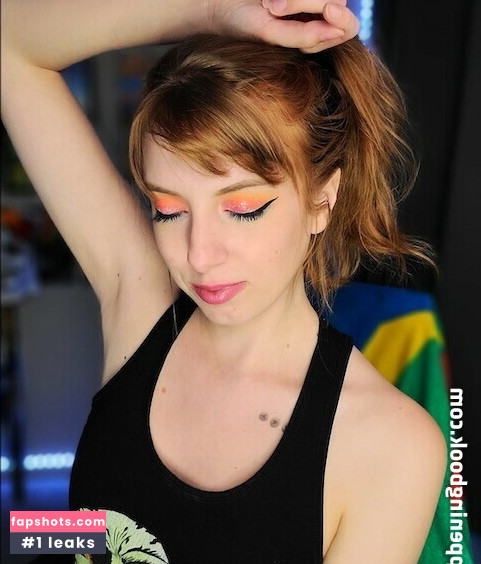 MaryMajora gallery photo #25