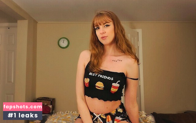 MaryMajora gallery photo #4