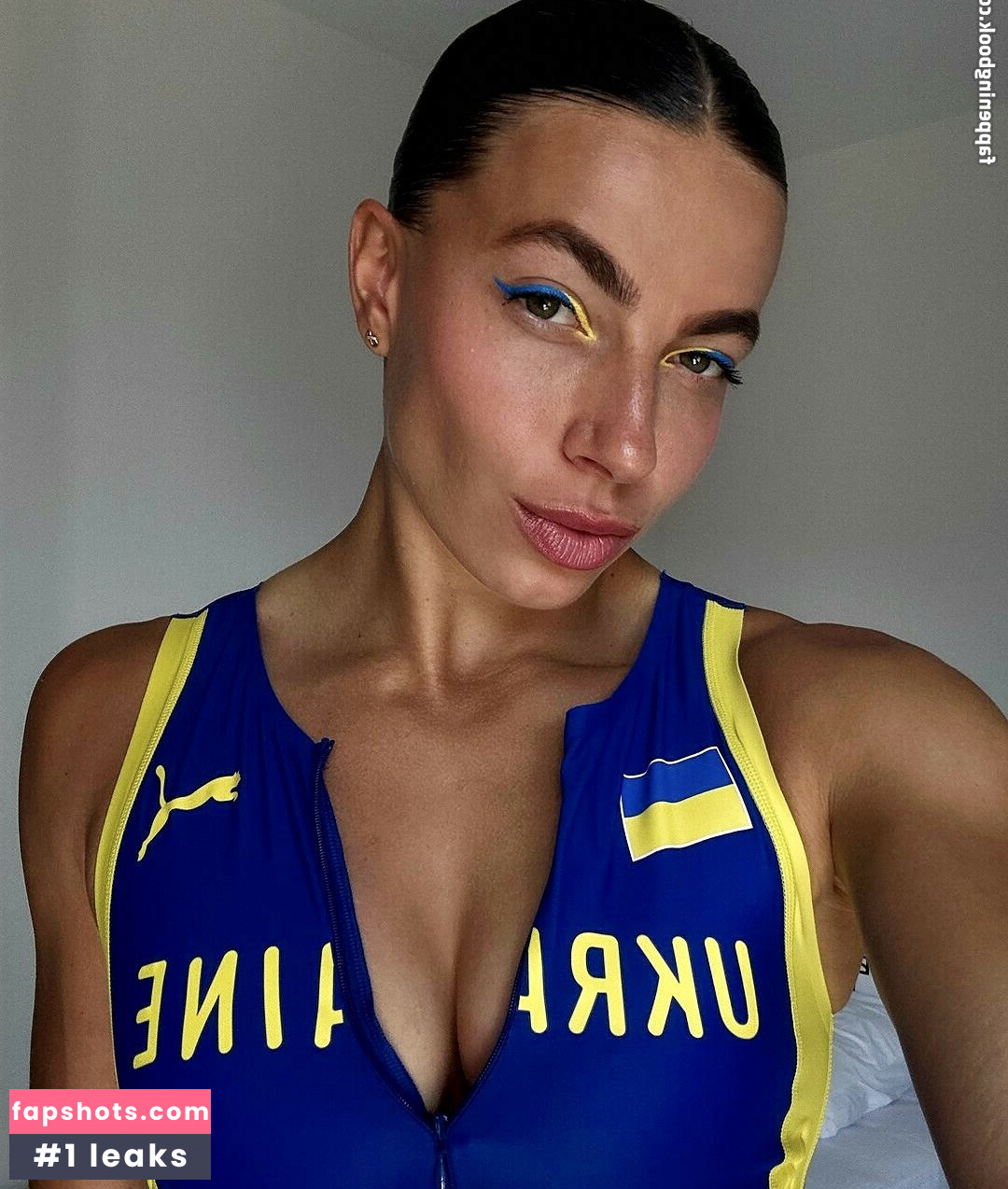 Maryna Bekh gallery photo #35