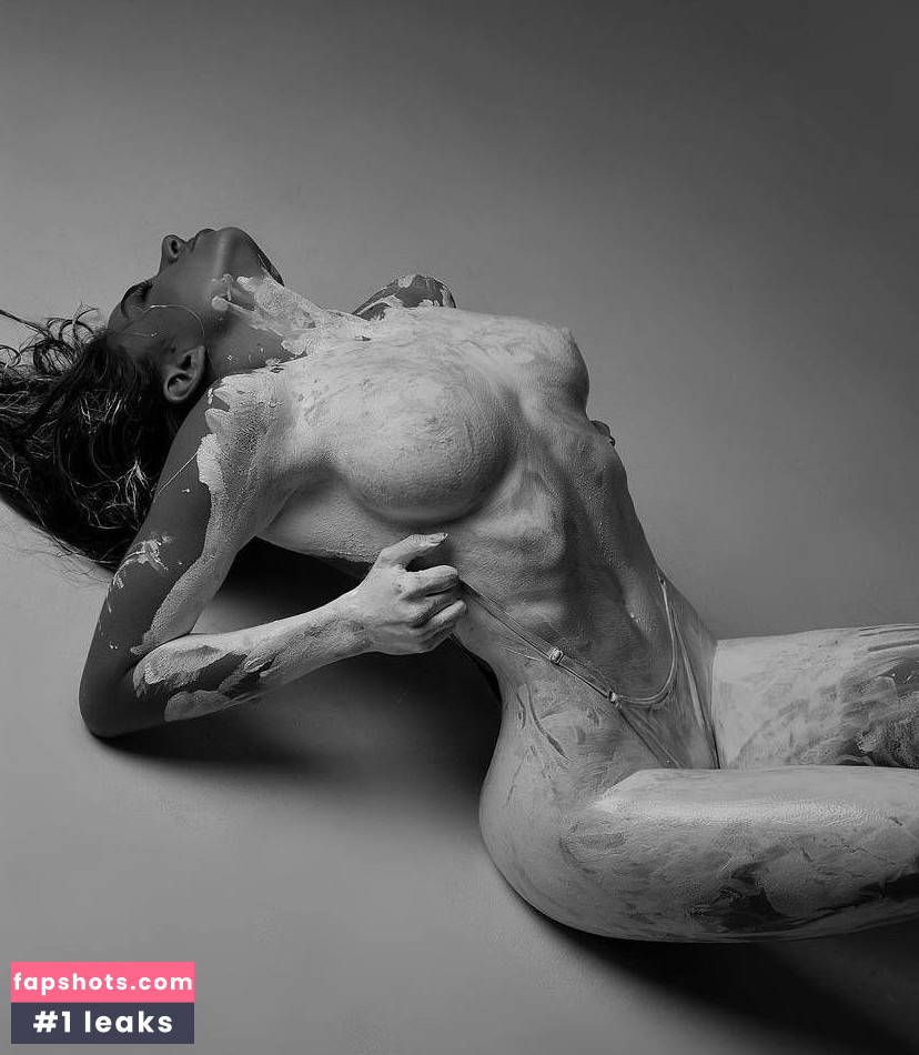 Maryna Horova nude babe gallery