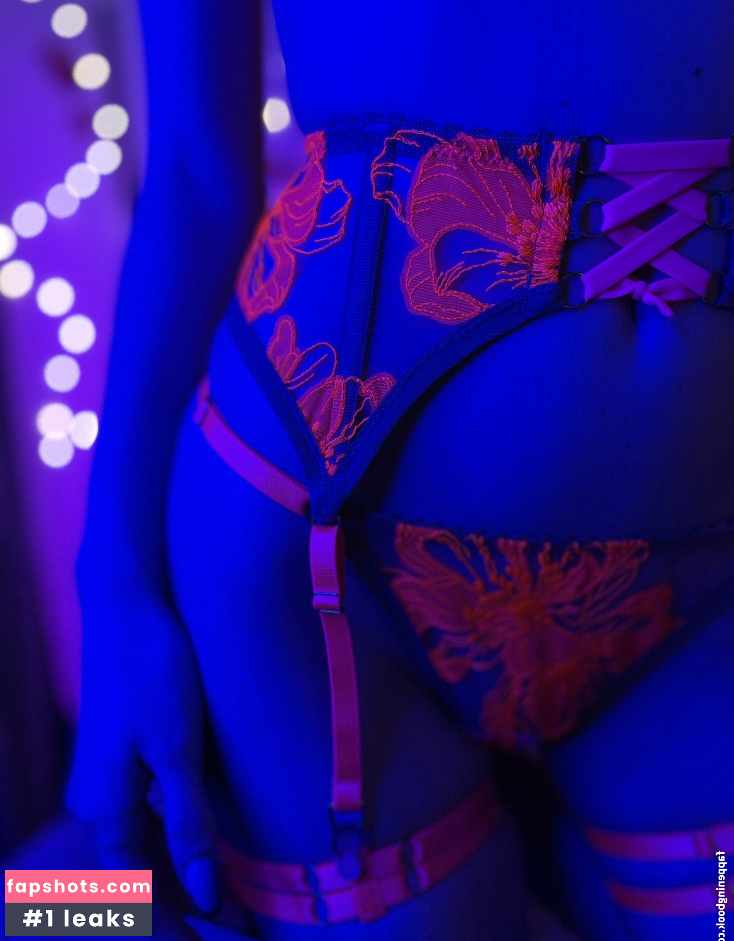 Maryvi gallery photo #3