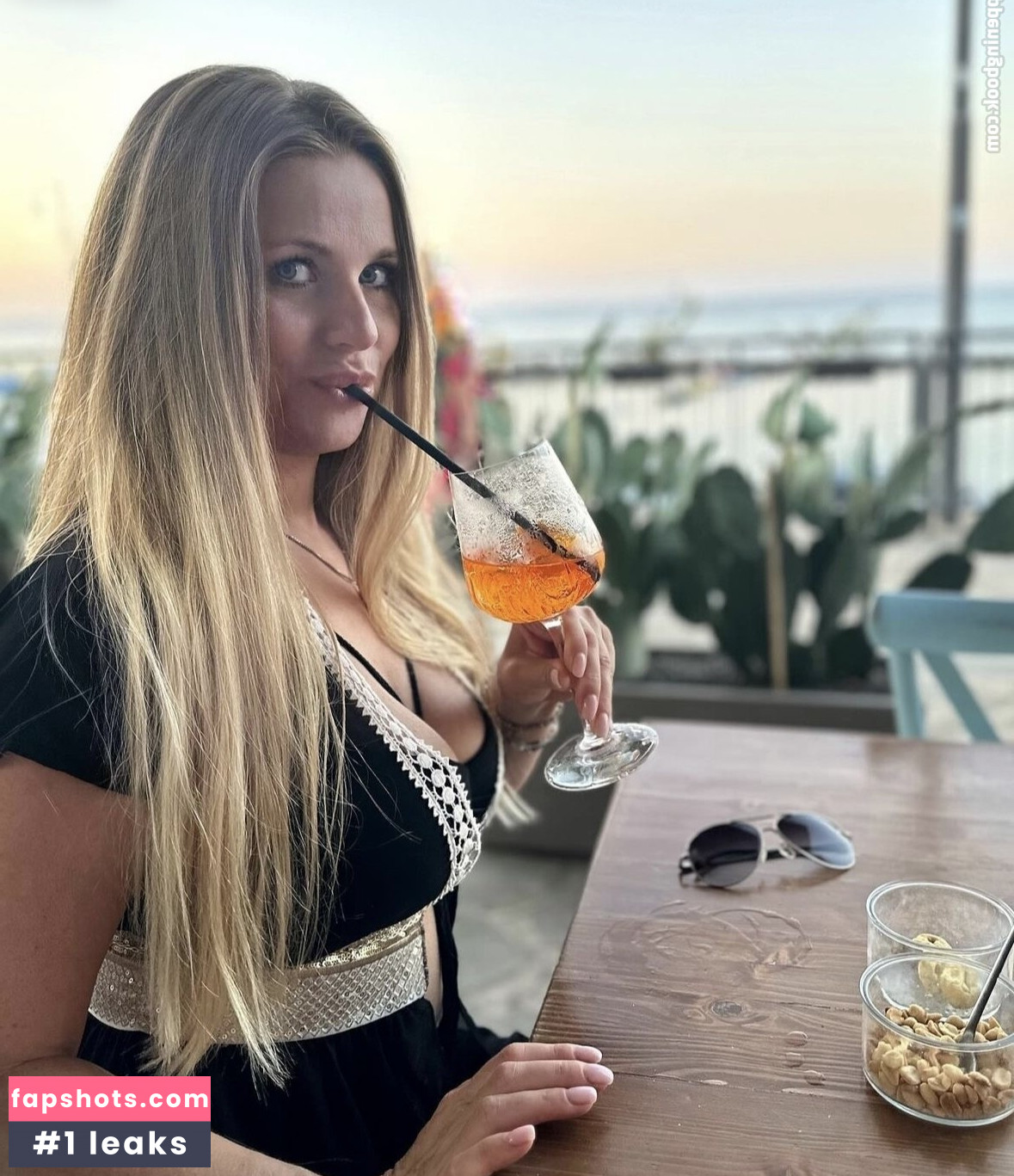 Mascha von Rascha gallery photo #11