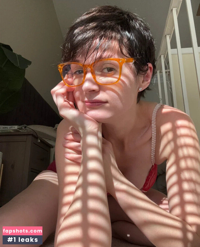 Masha Nova gallery photo #2