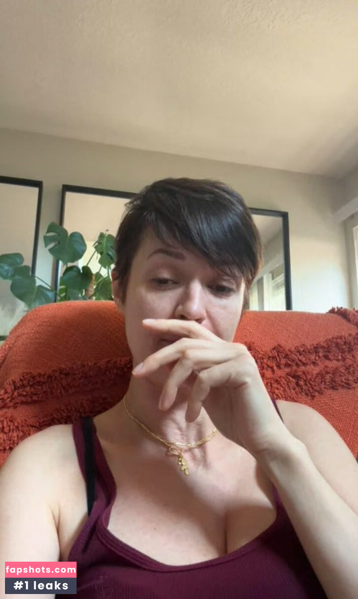 Masha Nova gallery photo #4