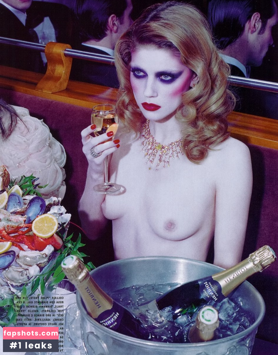 Masha Novoselova Nude Leaks OnlyFans Photos #13 - LeakJerk