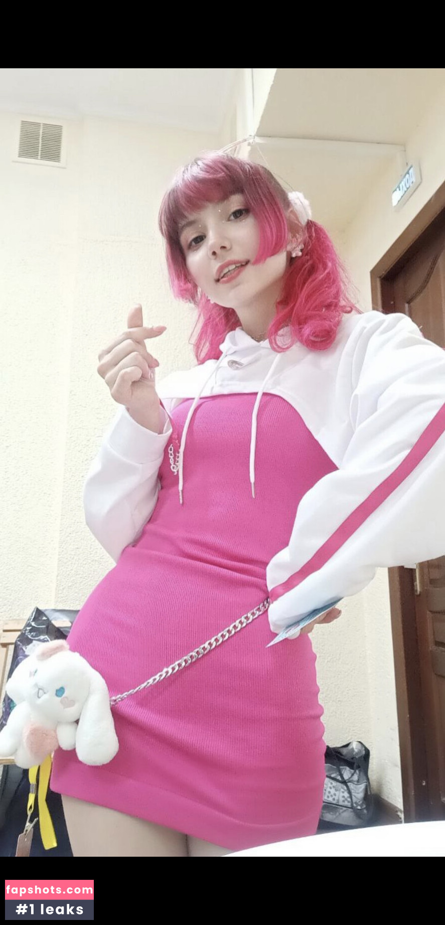 Mashiro gallery photo #2