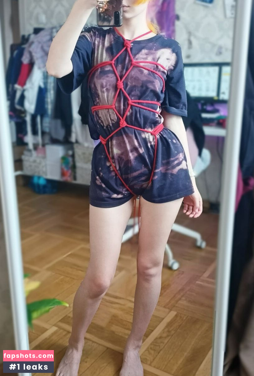 Mashiro gallery photo #178